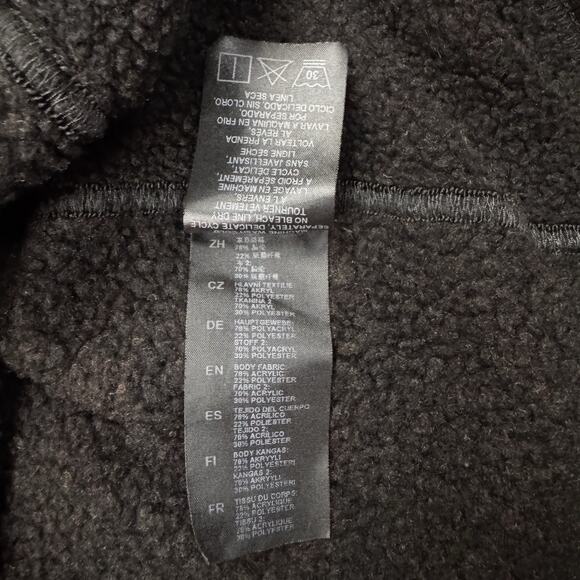 Kuhl Interceptr 1/4 Zip Sweater Mens M Black Pullover Jacket Fleece Hiking EUC - Picture 8 of 11